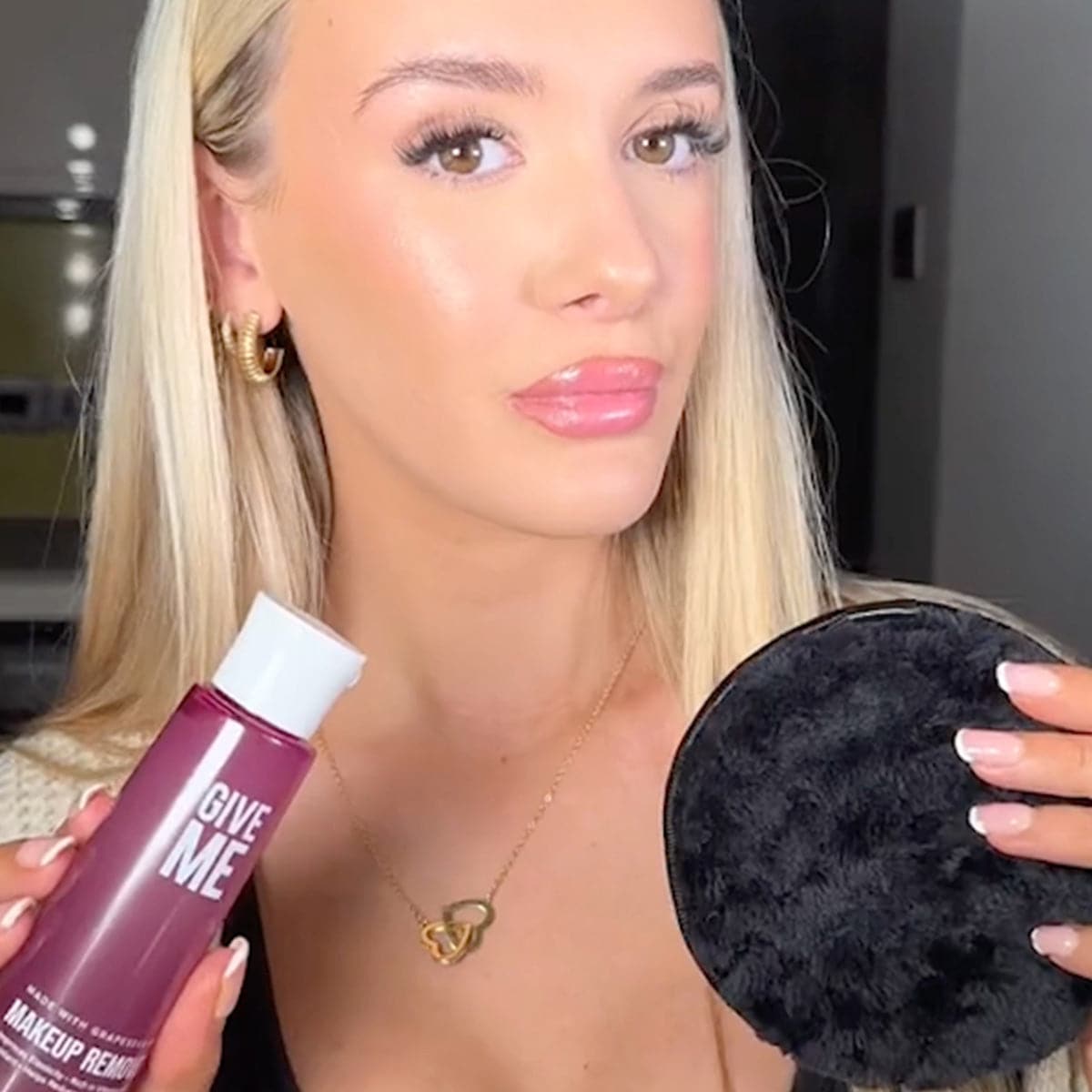 Makeup Remover & Makeup Pad Bundle (Worth £17.98)