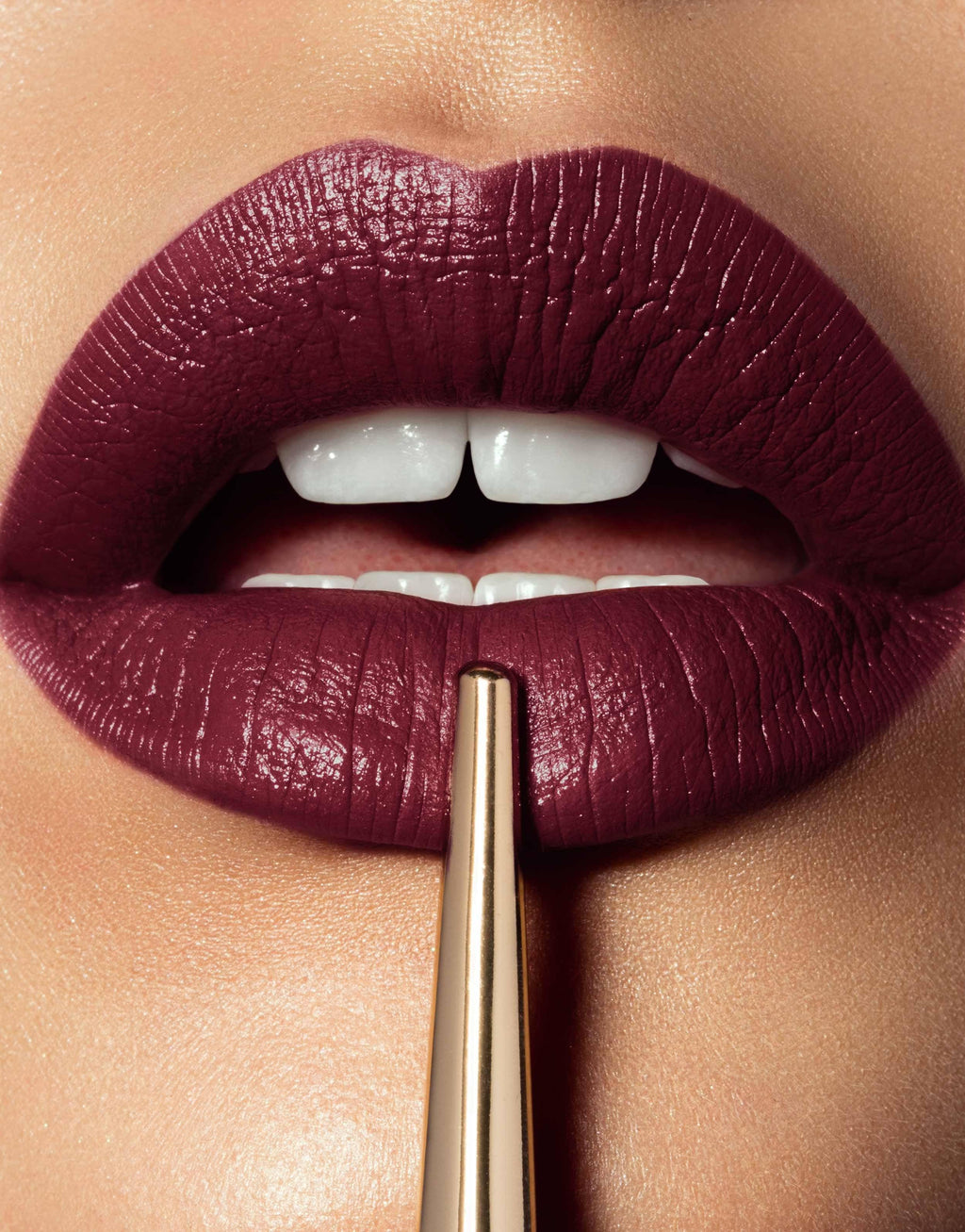 Confession™ Ultra Slim High Intensity Refillable Lipstick