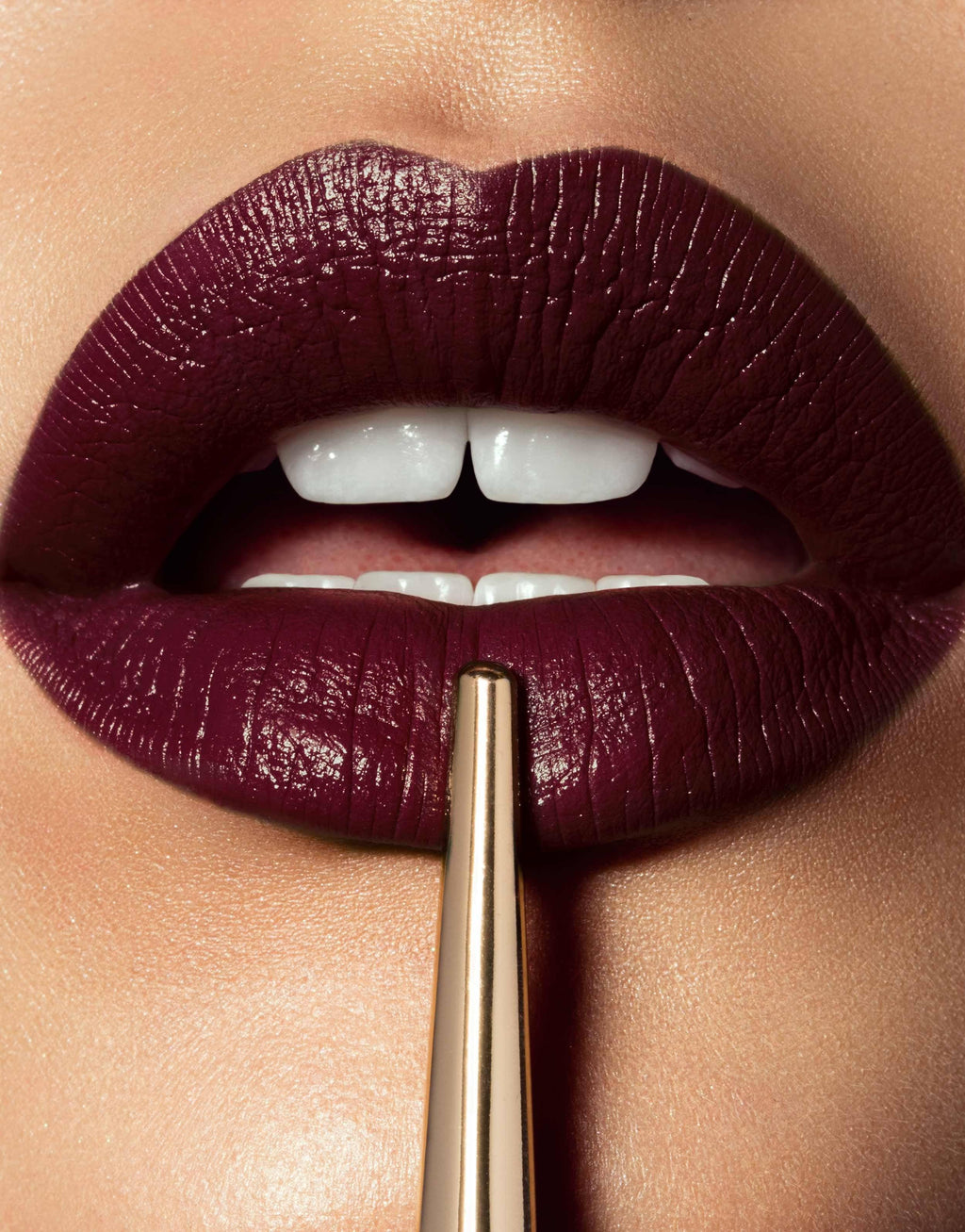 Confession™ Ultra Slim High Intensity Refillable Lipstick